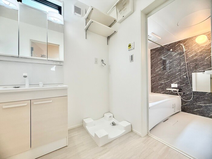 ユニバーサルシティ鈴谷の物件内観写真