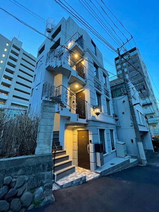 ソレイユ白金の物件外観写真