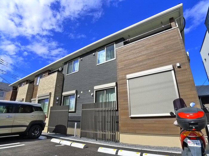 シャインヴィレッジの物件外観写真