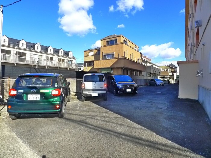 稔台サニーハイツの物件外観写真