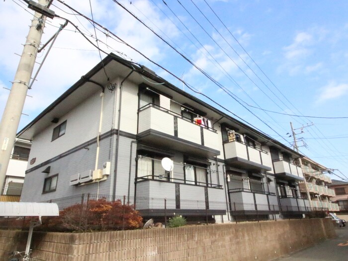 ルミエ－ルＡの物件外観写真