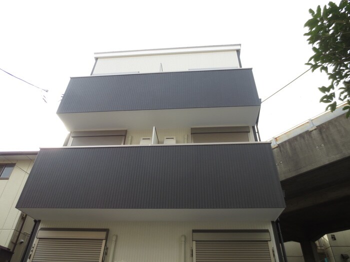 セレンディピティの物件外観写真