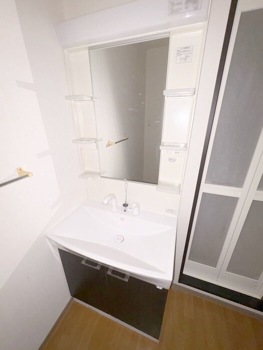 グラン・ウッドAの物件内観写真