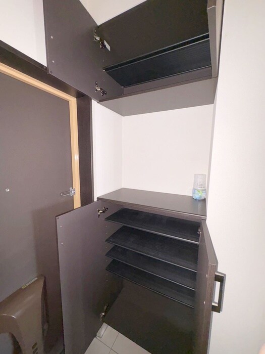 グラン・ウッドAの物件内観写真