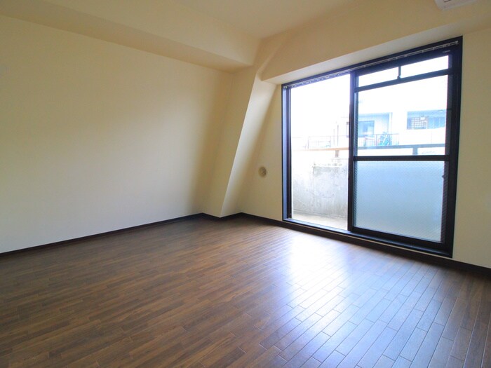 ロイヤルビルの物件内観写真