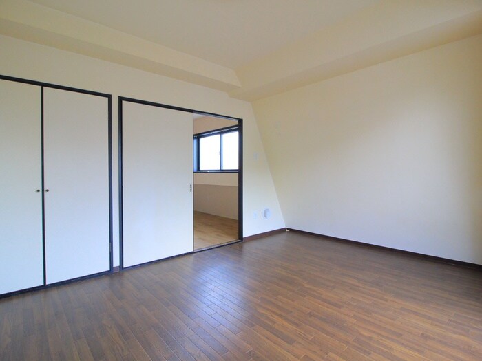 ロイヤルビルの物件内観写真