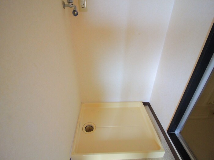 ロイヤルビルの物件内観写真