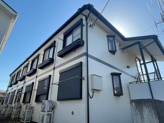 メゾン・ド・エピナ－ルの物件外観写真