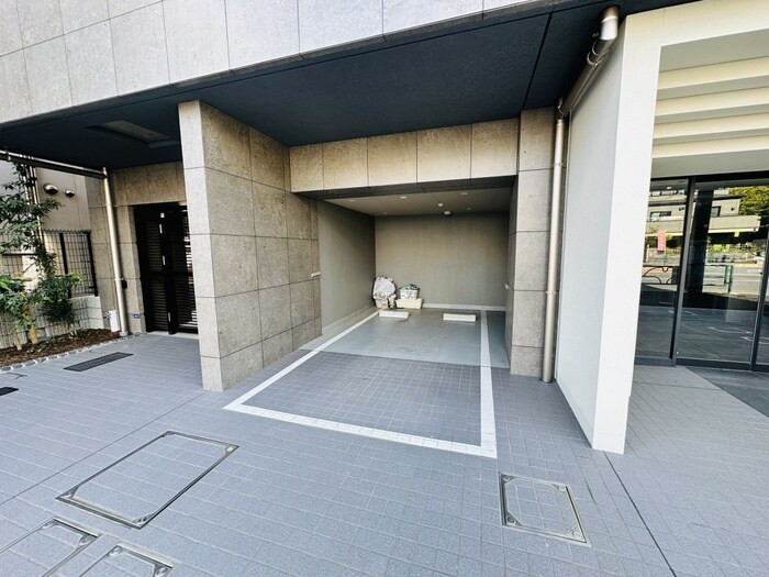 ドゥーエ南砂町の物件外観写真