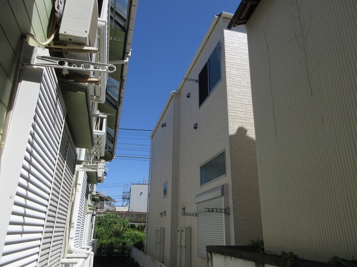 アベニーハウスの物件外観写真