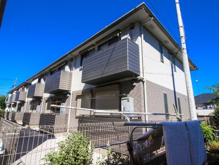 パルク・フルールＡ棟の物件外観写真