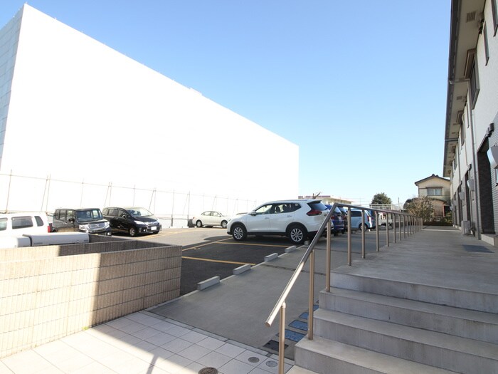 パルク・フルールＡ棟の物件外観写真