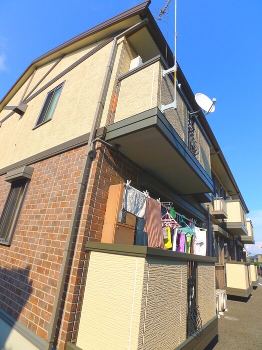 コモド八ヶ崎Ａの物件外観写真