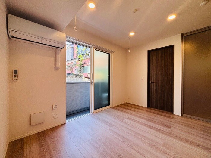 セレスティア西綾瀬の物件内観写真