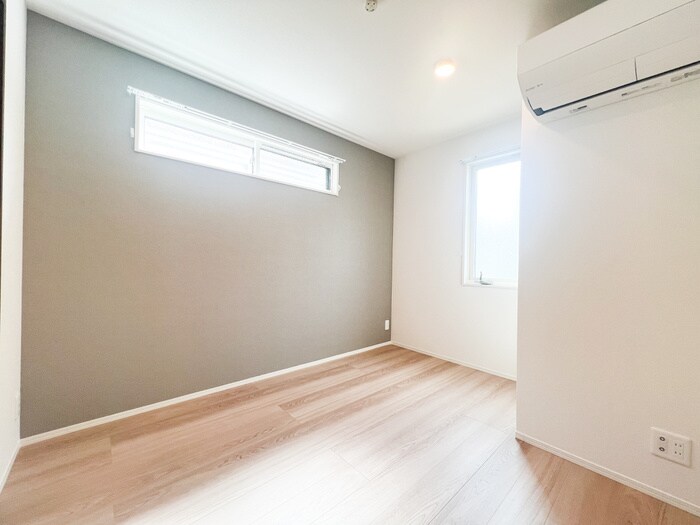 セレスティア西綾瀬の物件内観写真