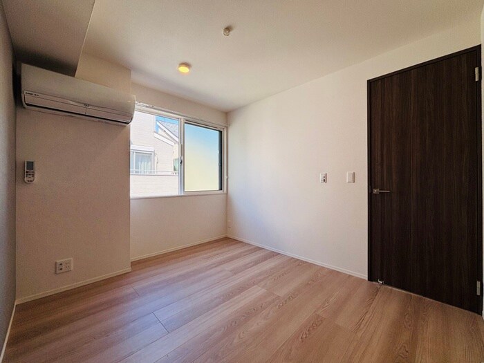 セレスティア西綾瀬の物件内観写真