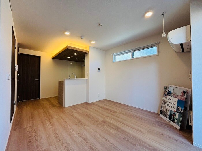 セレスティア西綾瀬の物件内観写真