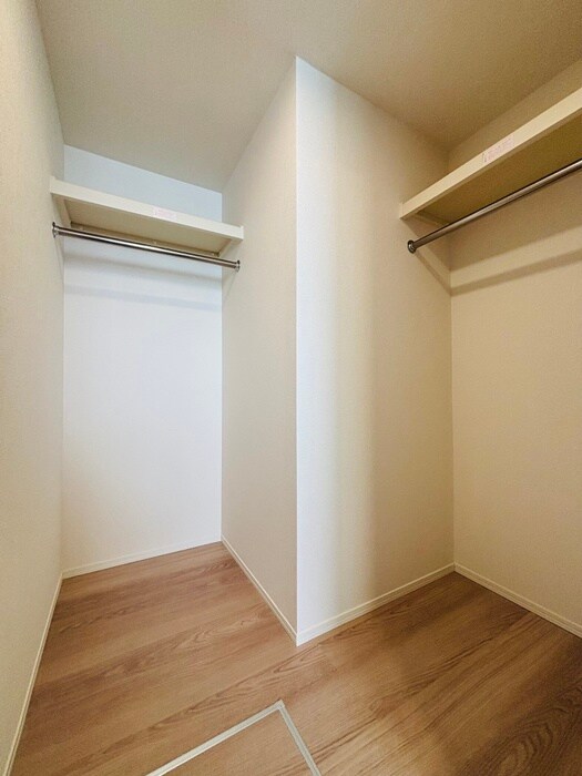 セレスティア西綾瀬の物件内観写真