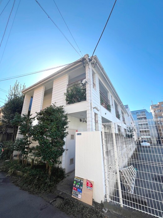 equipe　de　Yukigayaの物件外観写真