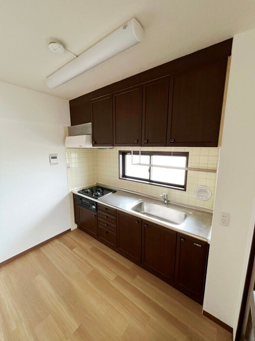 ラフォーレジュン二番館の物件内観写真