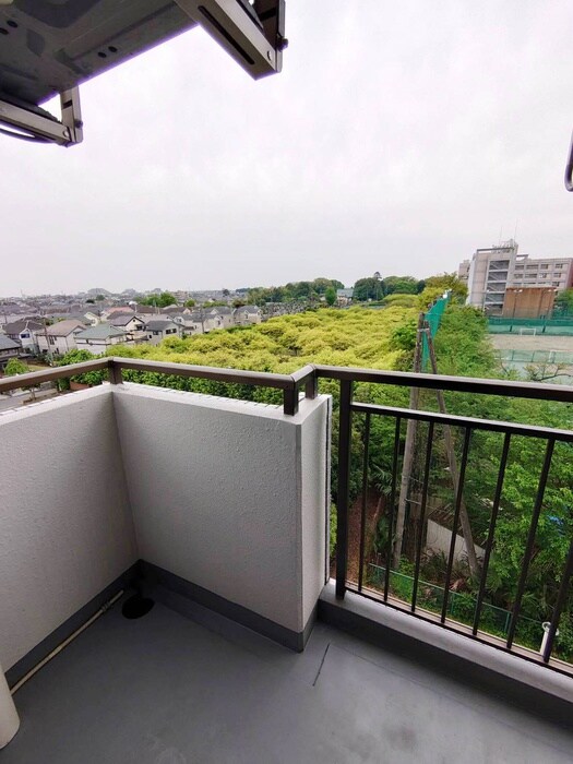 ラフォーレジュン二番館の物件内観写真