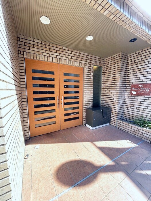 ロッソ・美園の物件外観写真