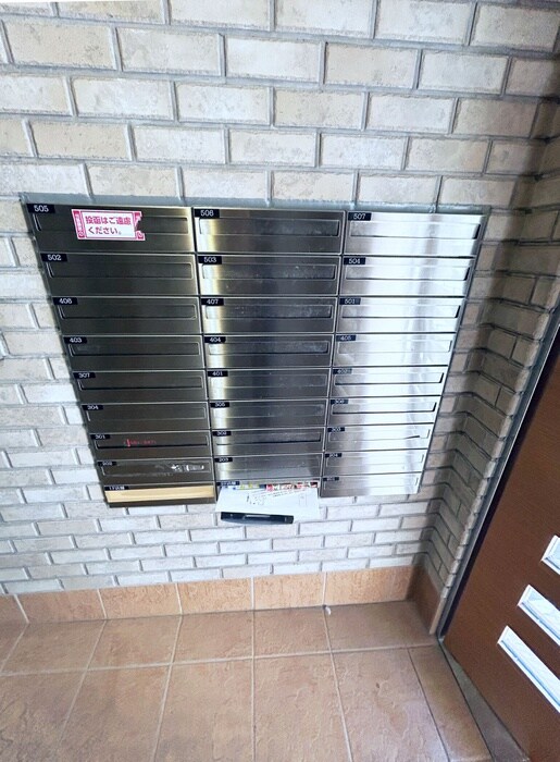 ロッソ・美園の物件外観写真