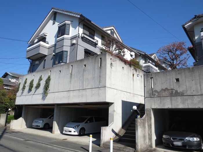 プラザマノワ－ルＡ棟の物件外観写真