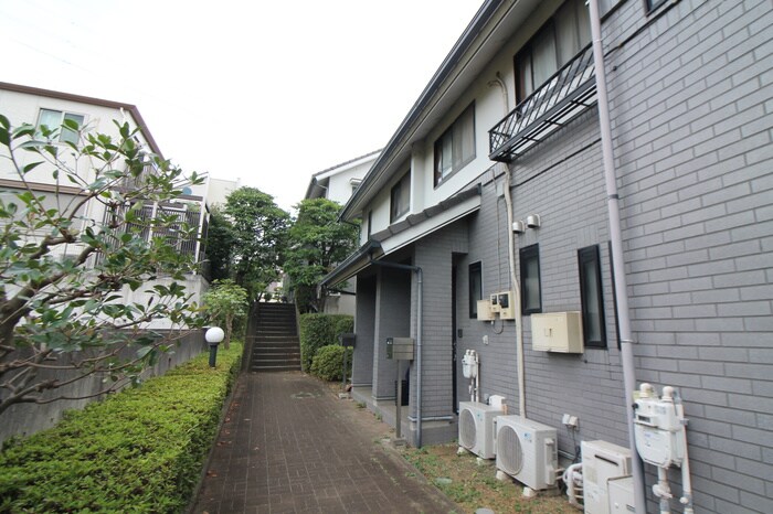 プラザマノワ－ルＡ棟の物件外観写真