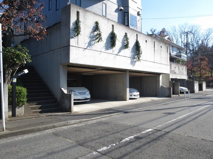 プラザマノワ－ルＡ棟の物件外観写真