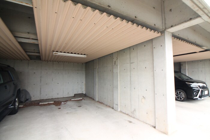 プラザマノワ－ルＡ棟の物件外観写真