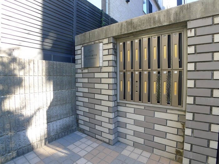 ザ・ハウス南千住の物件外観写真