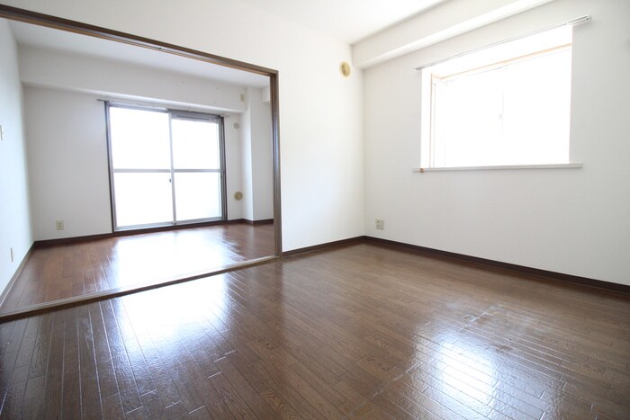 ブルーミングハイツⅡの物件内観写真