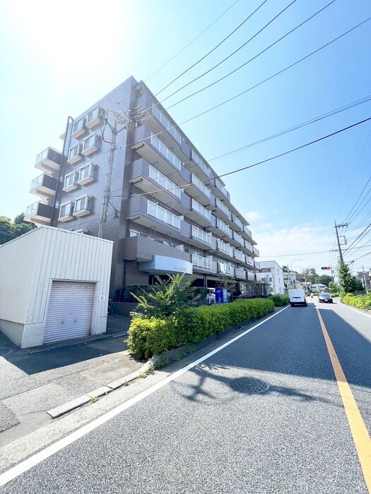 ブルーミングハイツⅡの物件外観写真