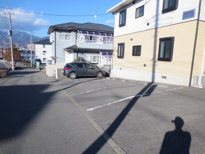 リヴェ－ルＢの物件外観写真