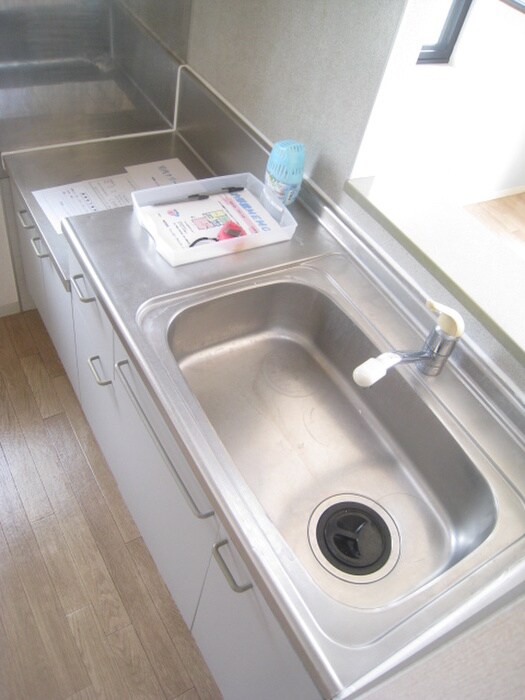 リヴェ－ルＢの物件内観写真