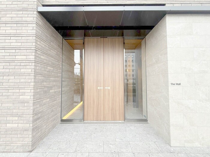 The Wallの物件外観写真