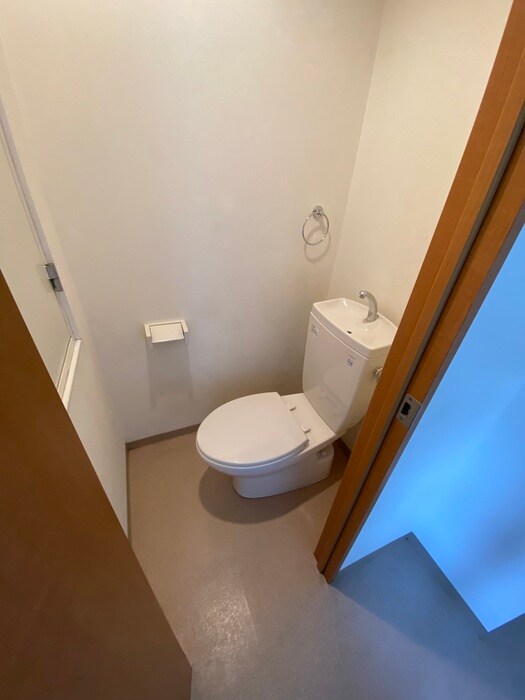 フロックスビルの物件内観写真