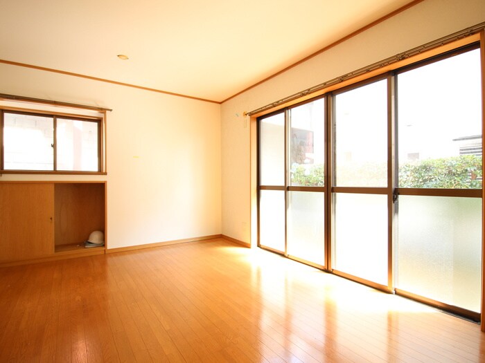 ラックフィル中川Ａの物件内観写真