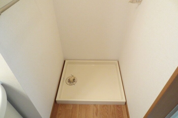 ラックフィル中川Ｂの物件内観写真