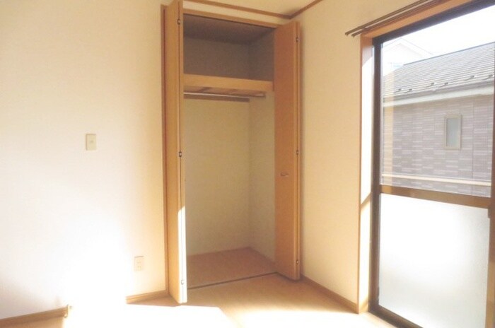 ラックフィル中川Ｂの物件内観写真