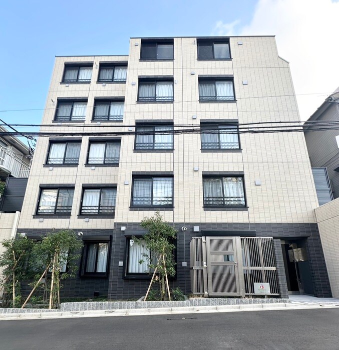 ウェルスクエア新宿戸山の物件外観写真