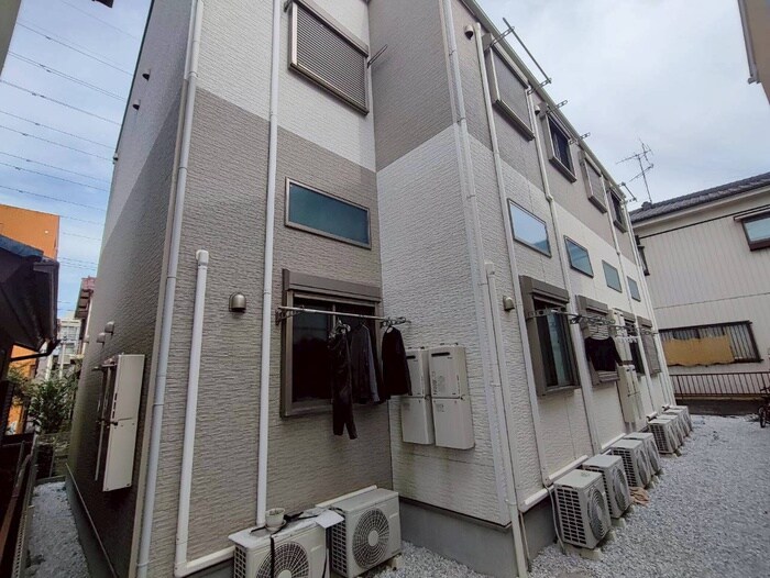 プランドールの物件外観写真