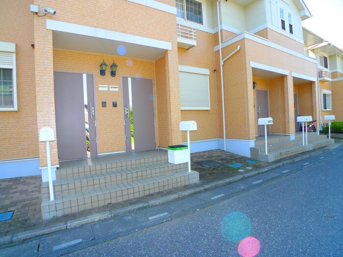 クレべ－ルの物件外観写真