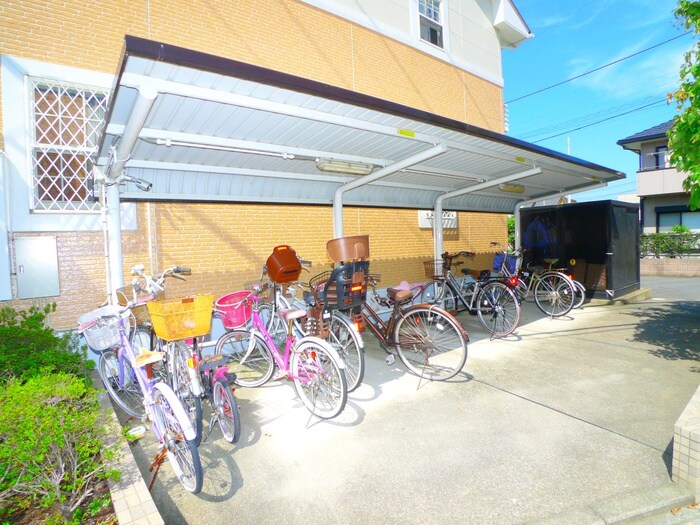 クレべ－ルの物件外観写真