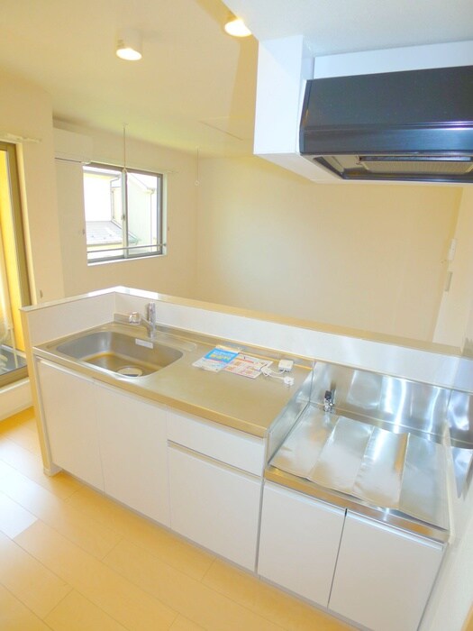 フェアリー・ローズⅢの物件内観写真