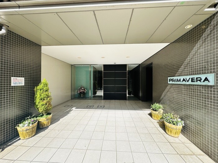 プリマヴェ－ラの物件外観写真