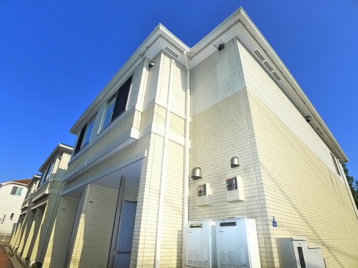 ブランジュ南逆井の物件外観写真