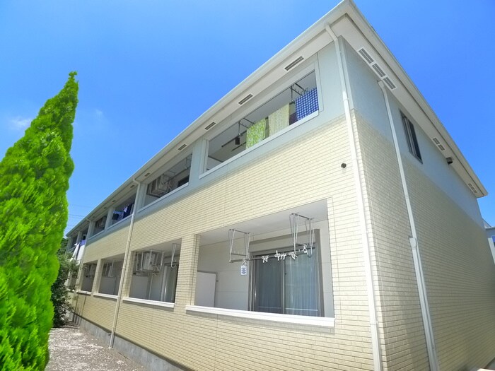 ブランジュ南逆井の物件外観写真