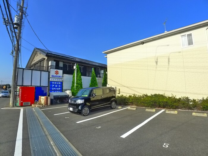 ブランジュ南逆井の物件外観写真